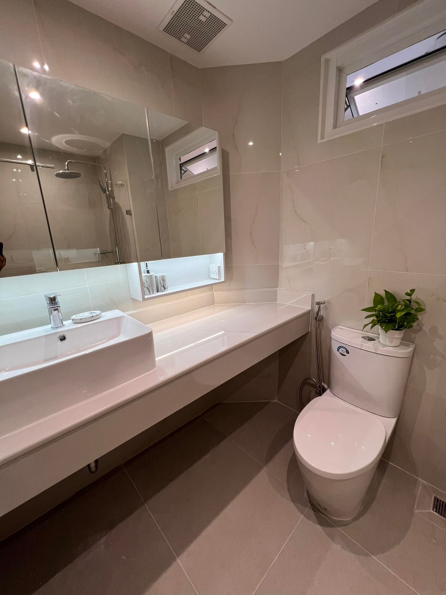 uploads/3efcf3ff-14c0-49cd-a97d-c18a86e0c28f/dc316af2-8eee-4f3e-a5b6-c50e55cefabe