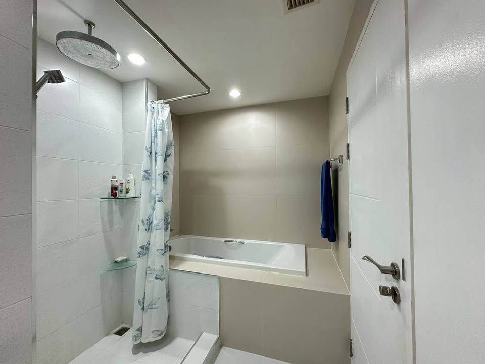 The Crest Sukhumvit 24 - Image 7