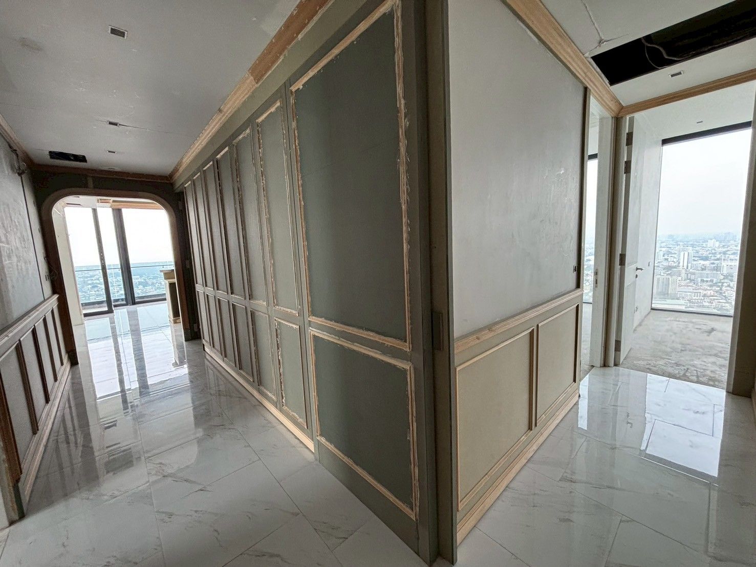 4 卧室 公寓 出售 在  - Image 11