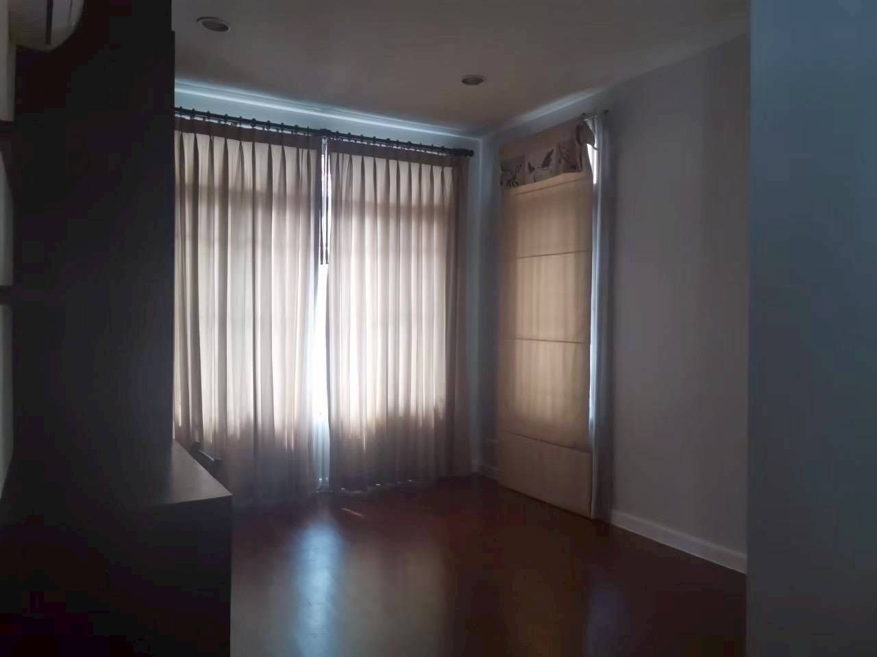 Narasiri Phatthanakan-Srinakarin - Image 20