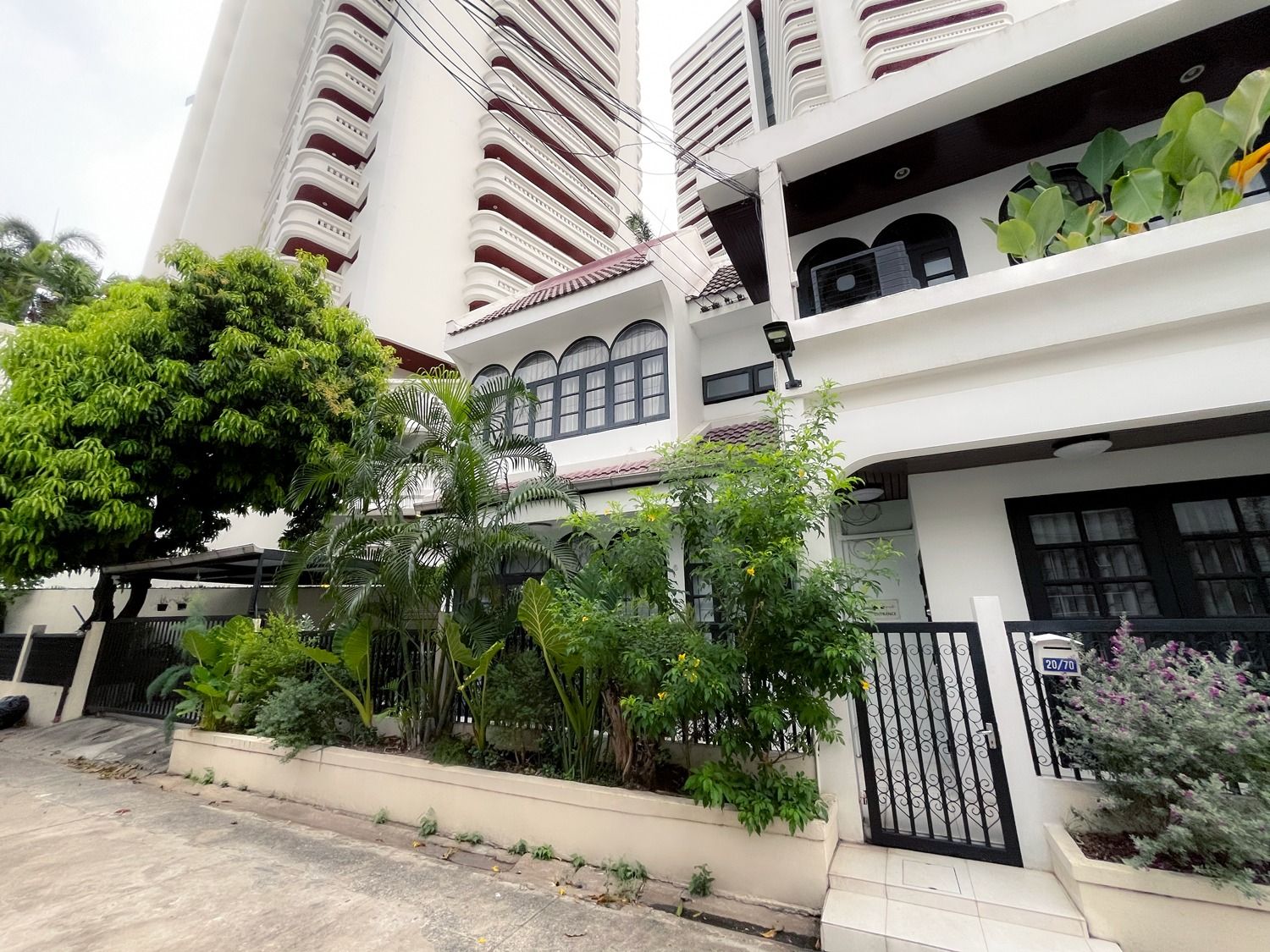 uploads/3efcf3ff-14c0-49cd-a97d-c18a86e0c28f/e10cffd9-95fc-4a43-b438-b5b627c15378