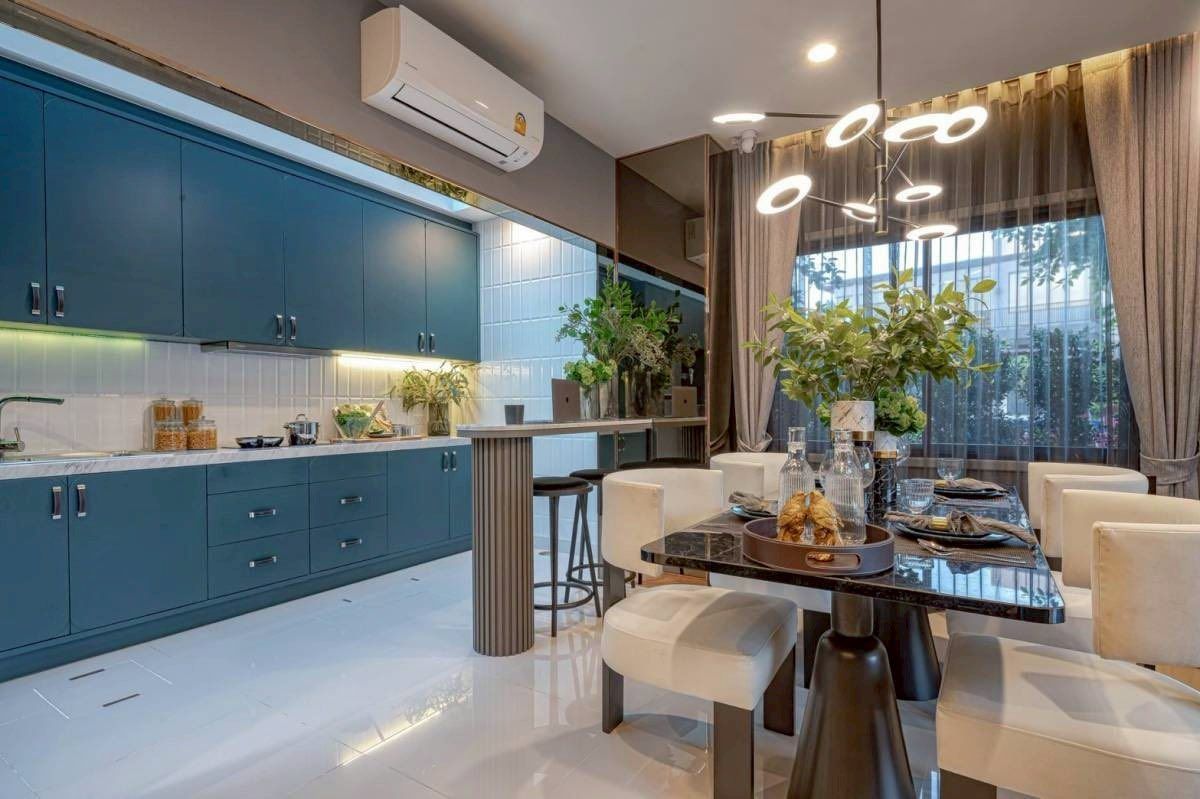 4 Bedroom Townhouse For Rent in O Ngoen, Sai Mai, Bangkok - Image 4