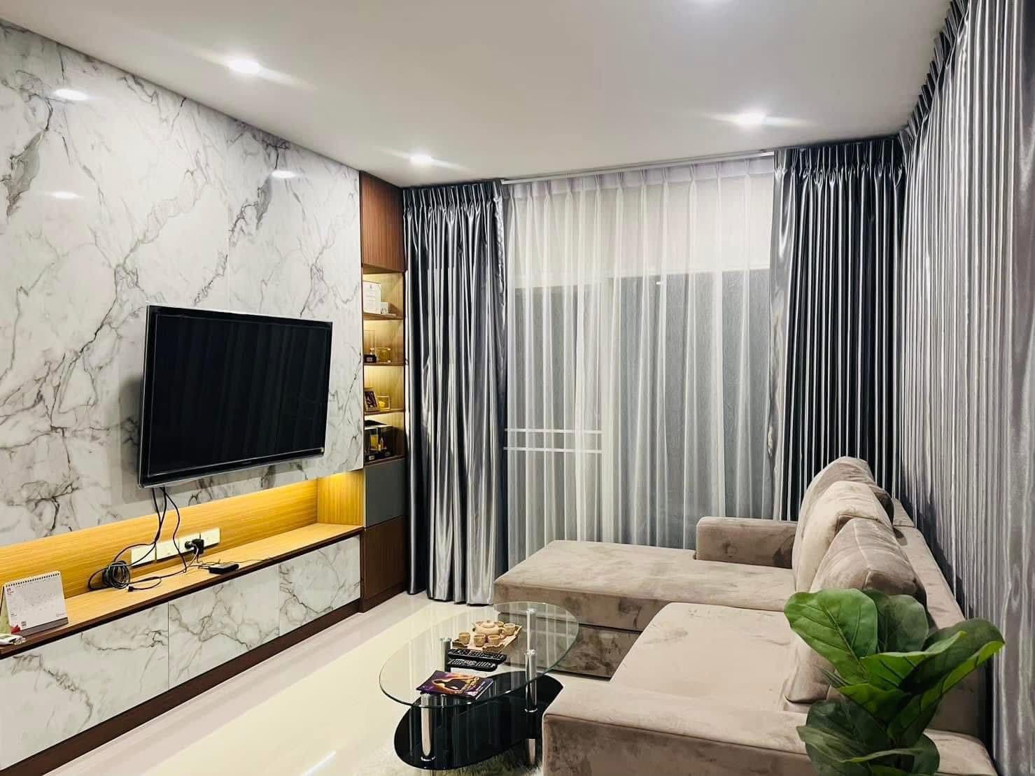 4 卧室 独立房屋 出租 在  - Image 2