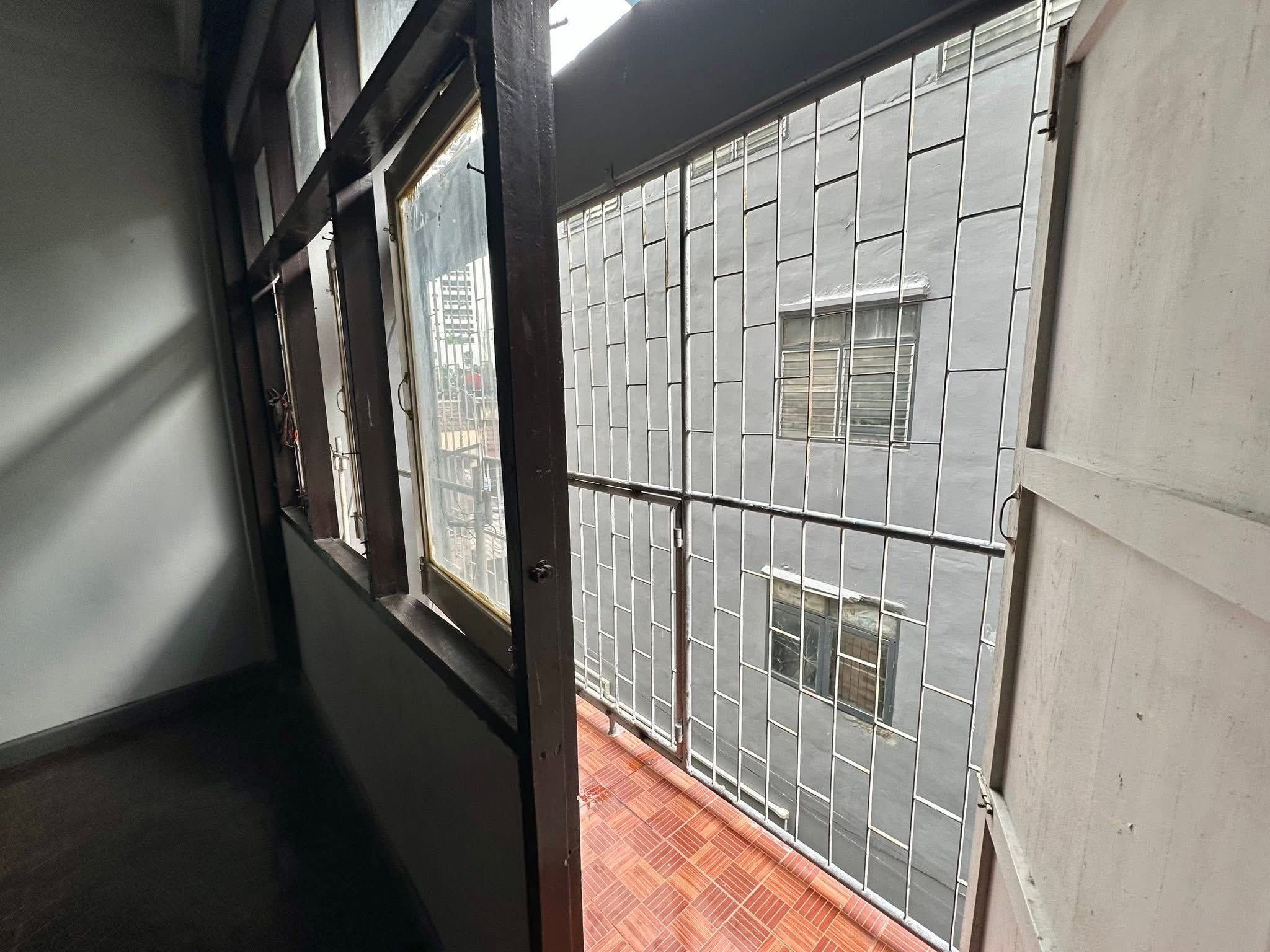 4 卧室 联排别墅 出租 在  - Image 21