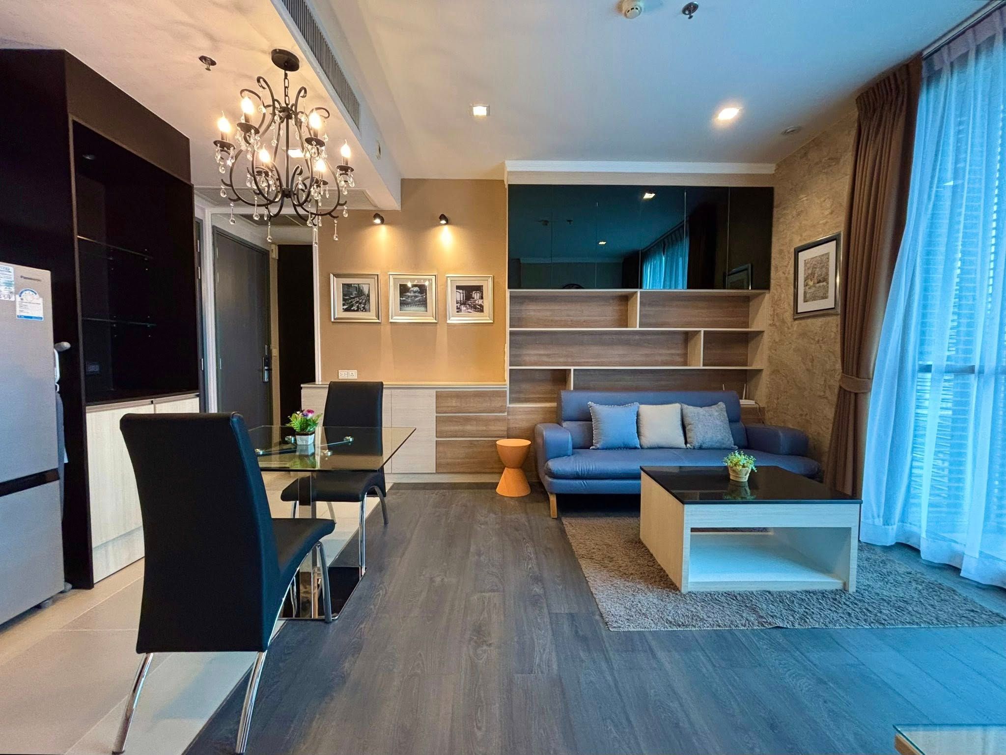 1 卧室 公寓 出租 在  - Image 1