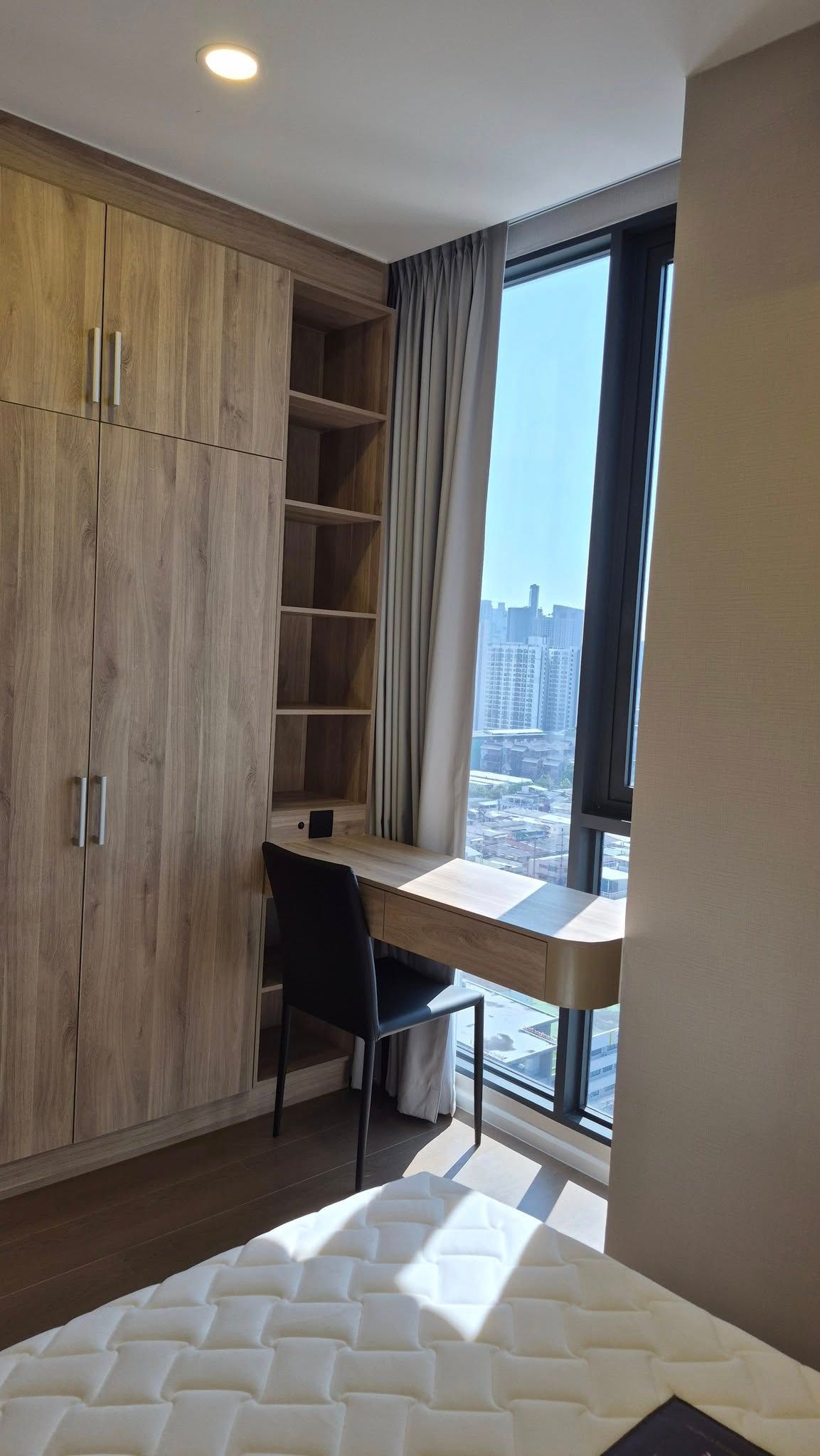 Cooper Siam - Image 5