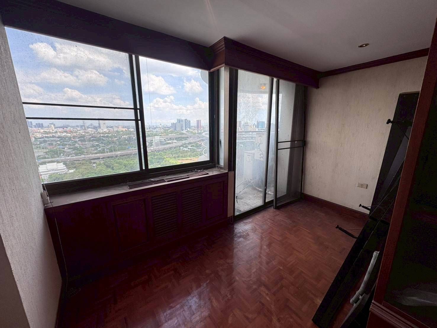 รอยัล ไนน์ เรสซิเดนท์ - Image 7