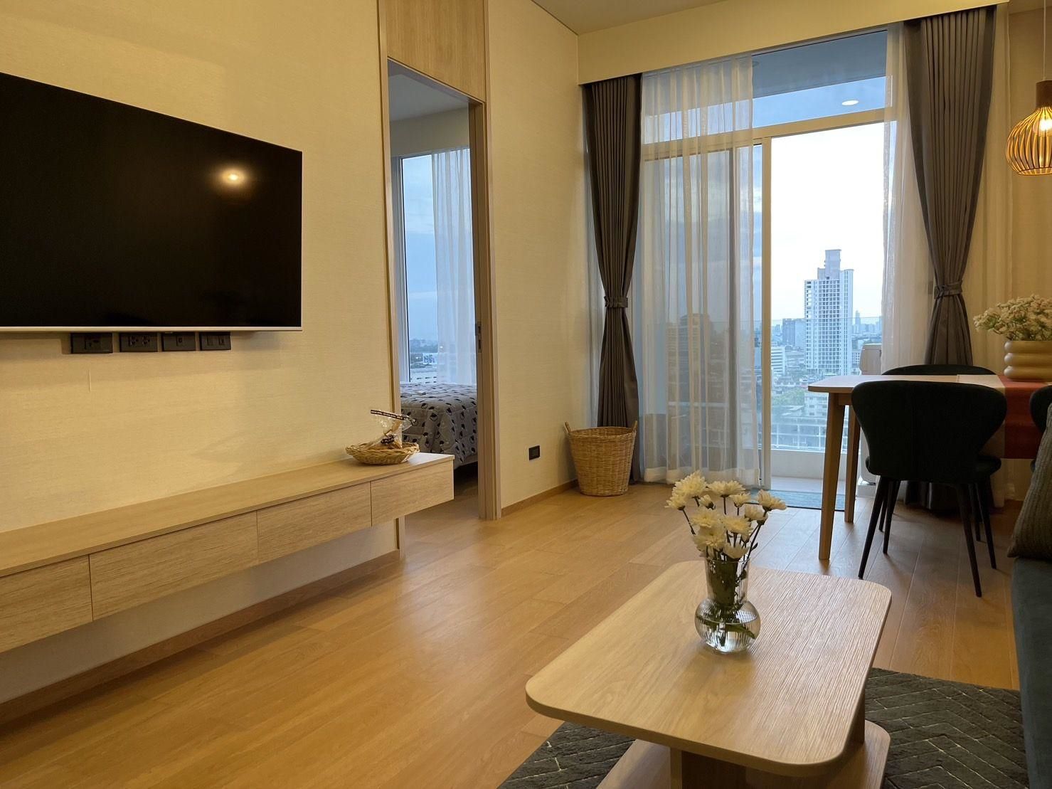 Siamese Exclusive Sukhumvit 42 - Image 1