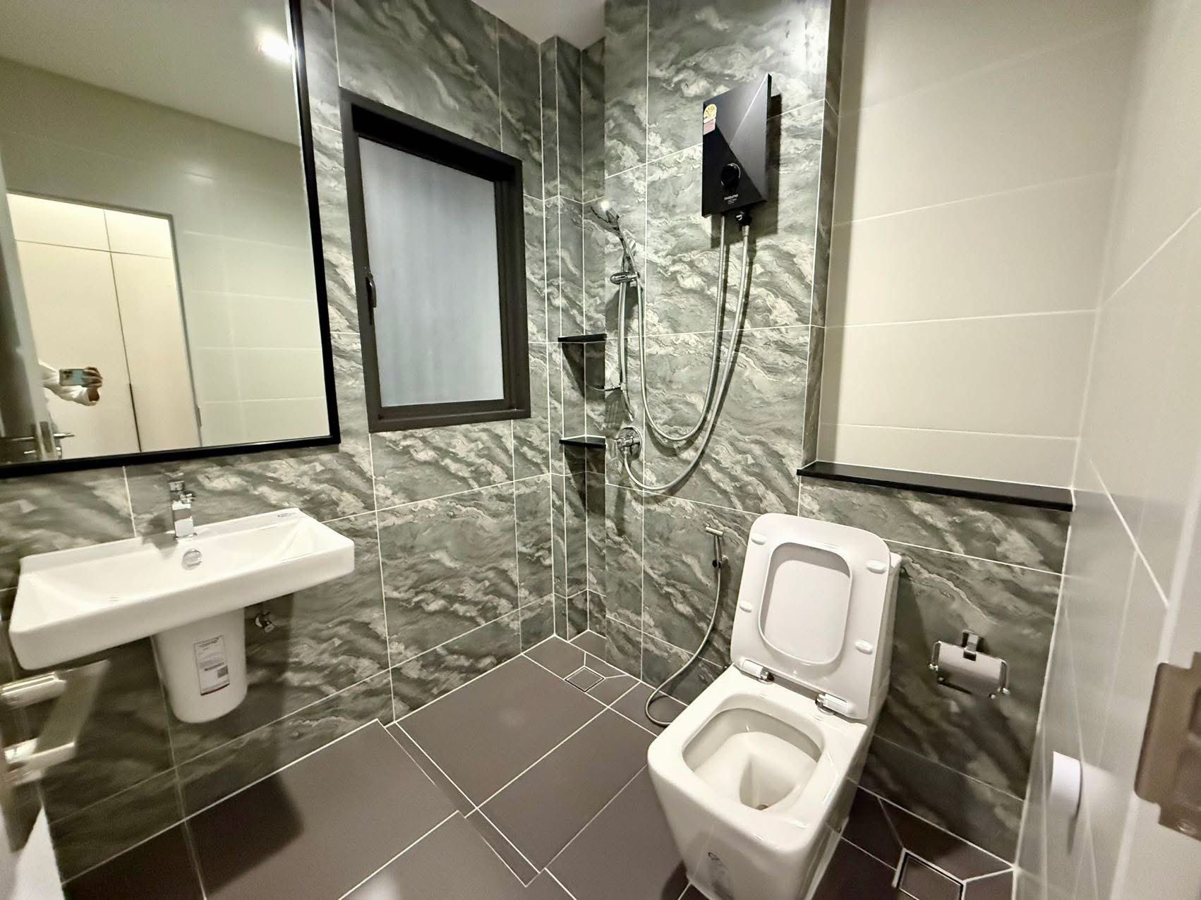 Bangkok Boulevard Srinakarin-Bangna - Image 8