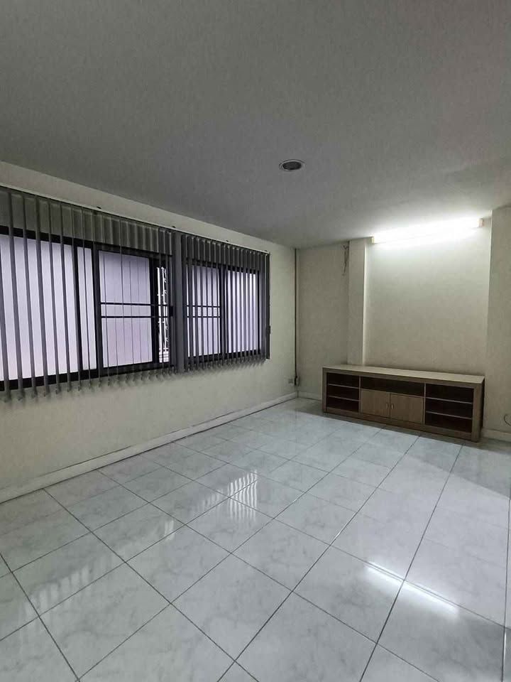 uploads/3efcf3ff-14c0-49cd-a97d-c18a86e0c28f/ed909b9f-55ab-45e5-b488-e61c957da26c