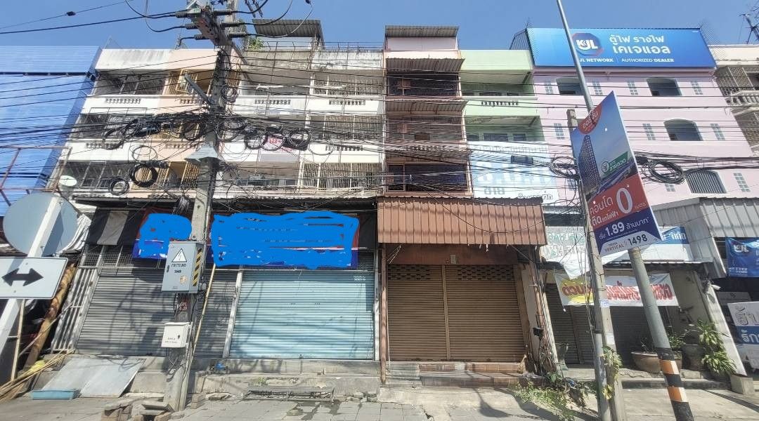 3 Bedroom Townhouse For Sale in Bang Mueang, Mueang Samut Prakan, Samut Prakan - Image 1