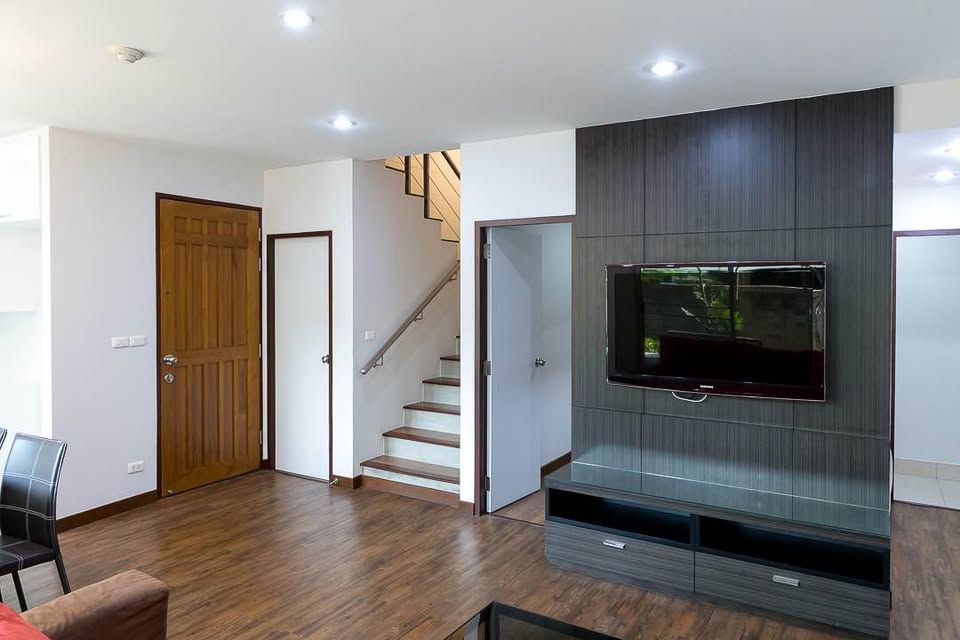 Von Napa Sukhumvit 38 - Image 2