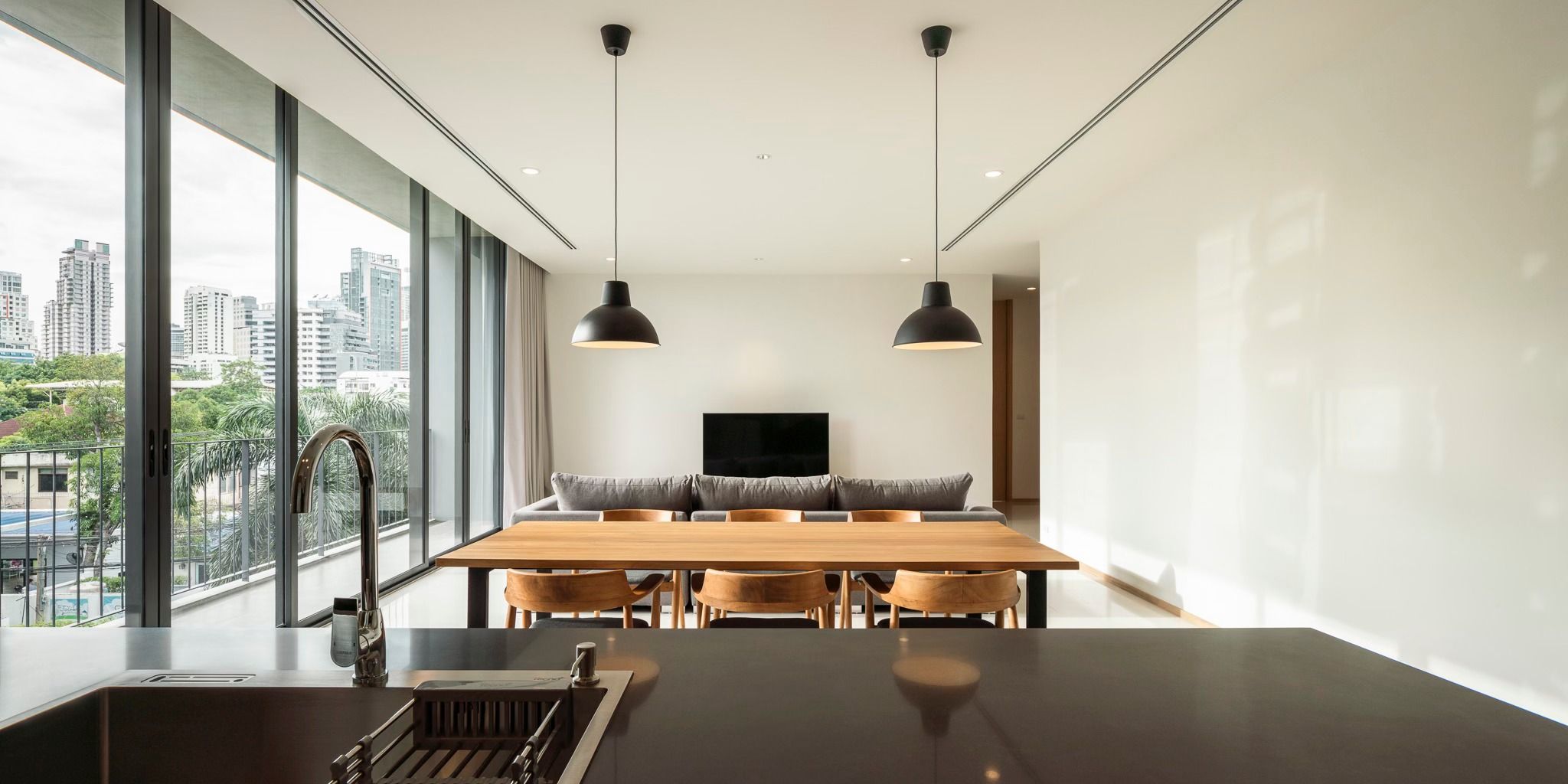 Vana Residences Sukhumvit 26 - Image 1