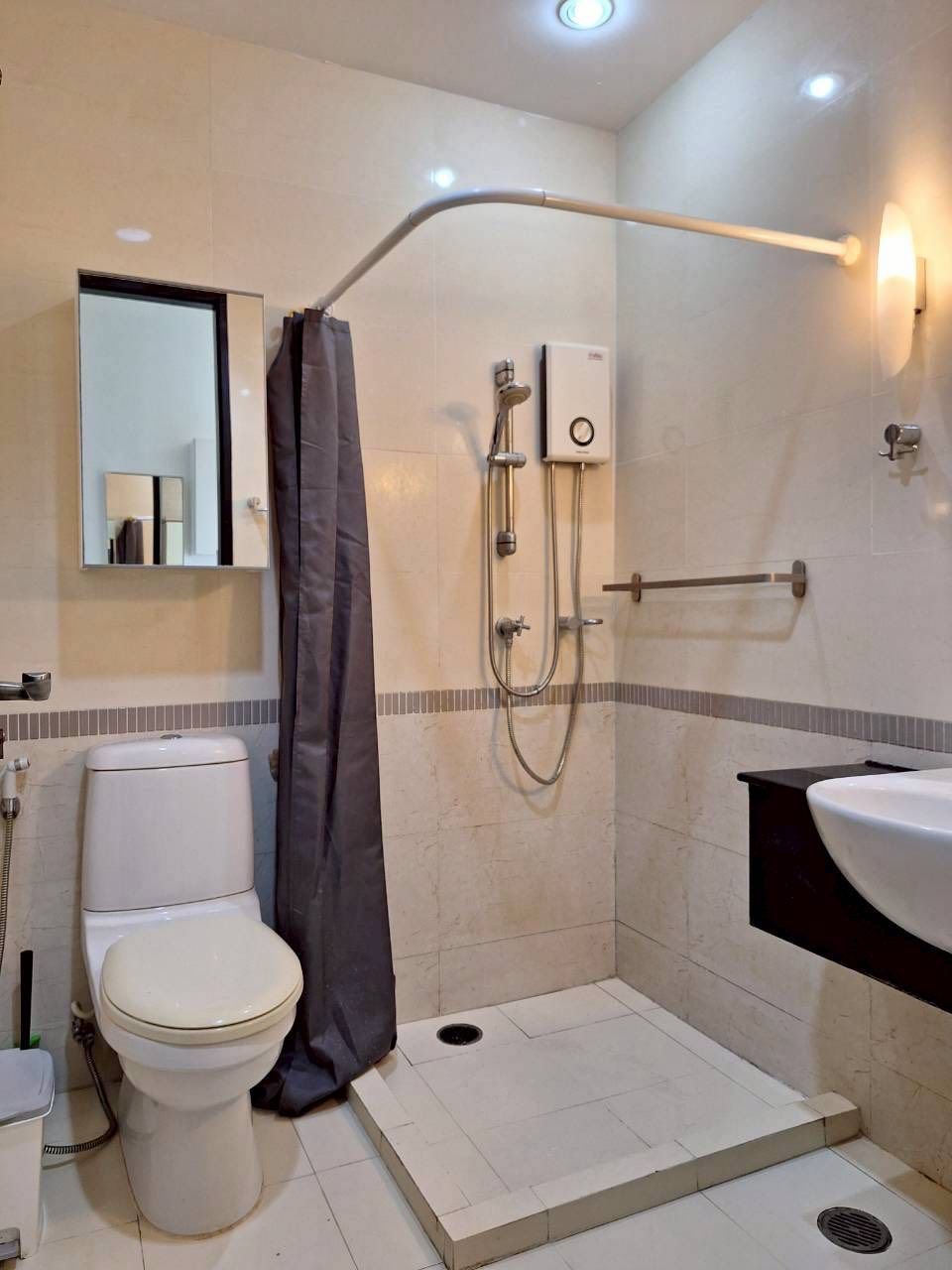 uploads/3efcf3ff-14c0-49cd-a97d-c18a86e0c28f/f0c78740-dcd4-4e28-8853-5b5ca92ea1bf