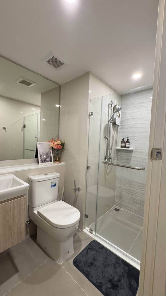 Life Rama 4 - Asoke - Image 8