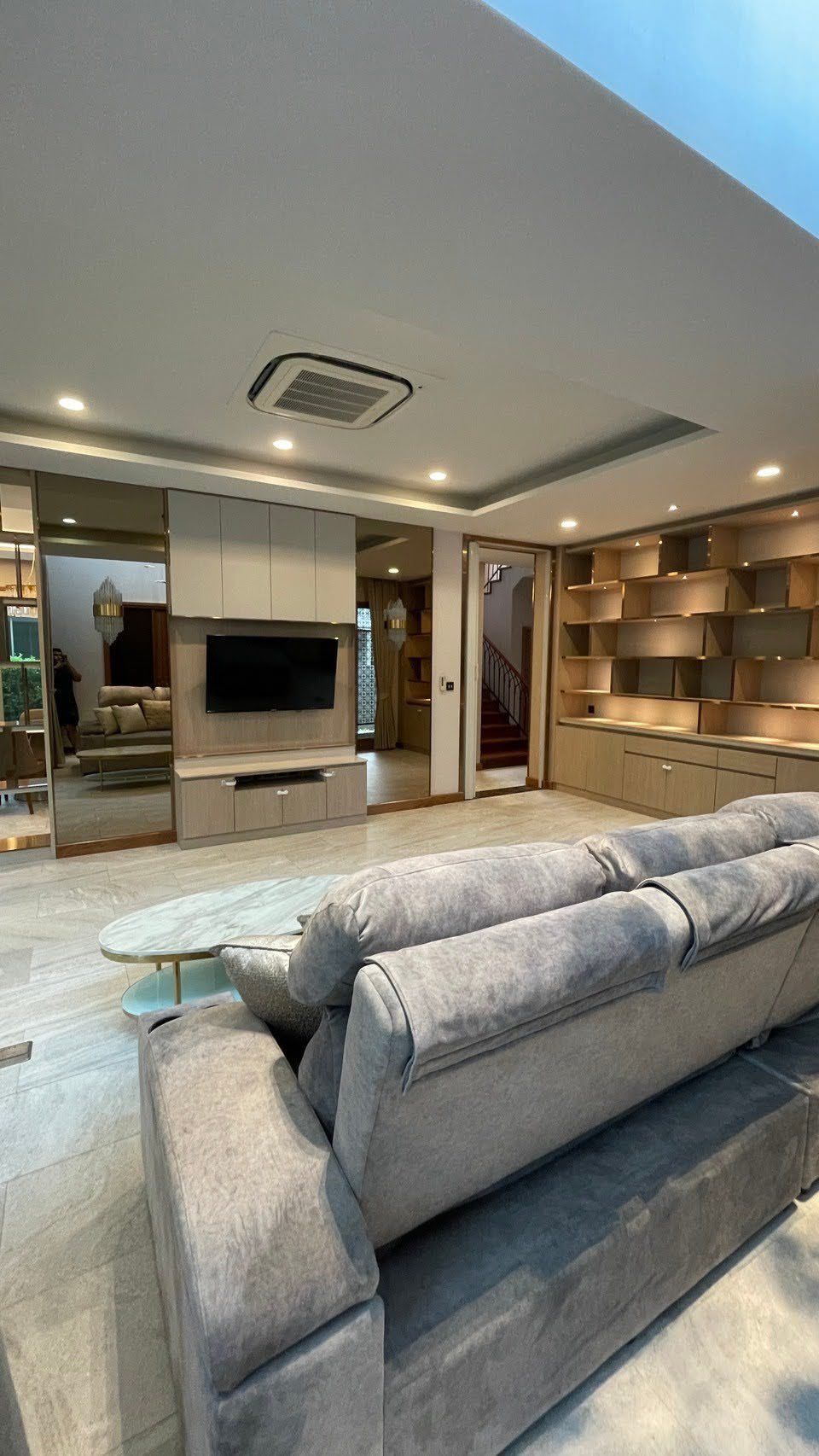 Grand Bangkok Boulevard Sukhumvit – Srinakarin - Image 1