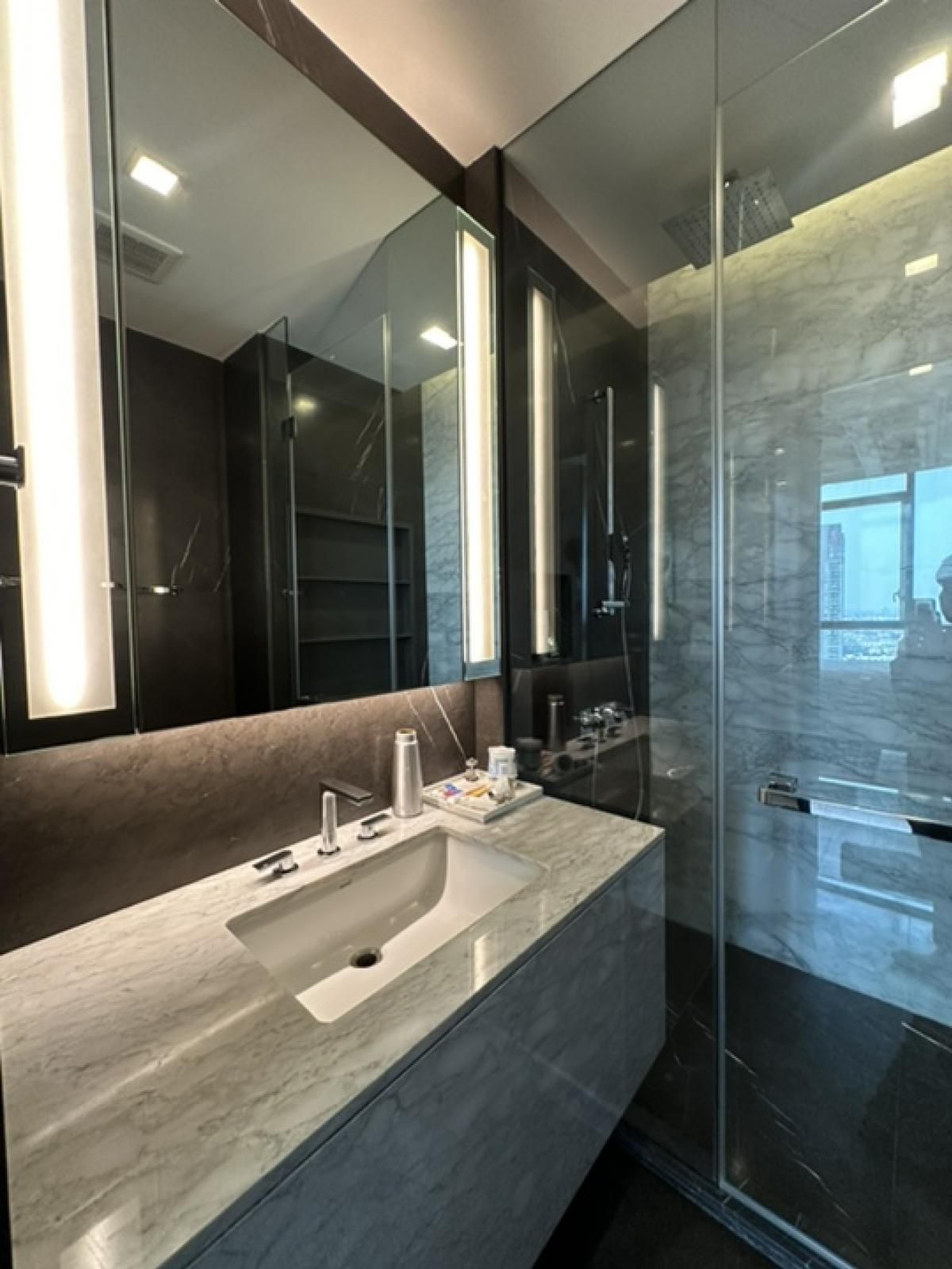 The Monument Thong Lo - Image 23