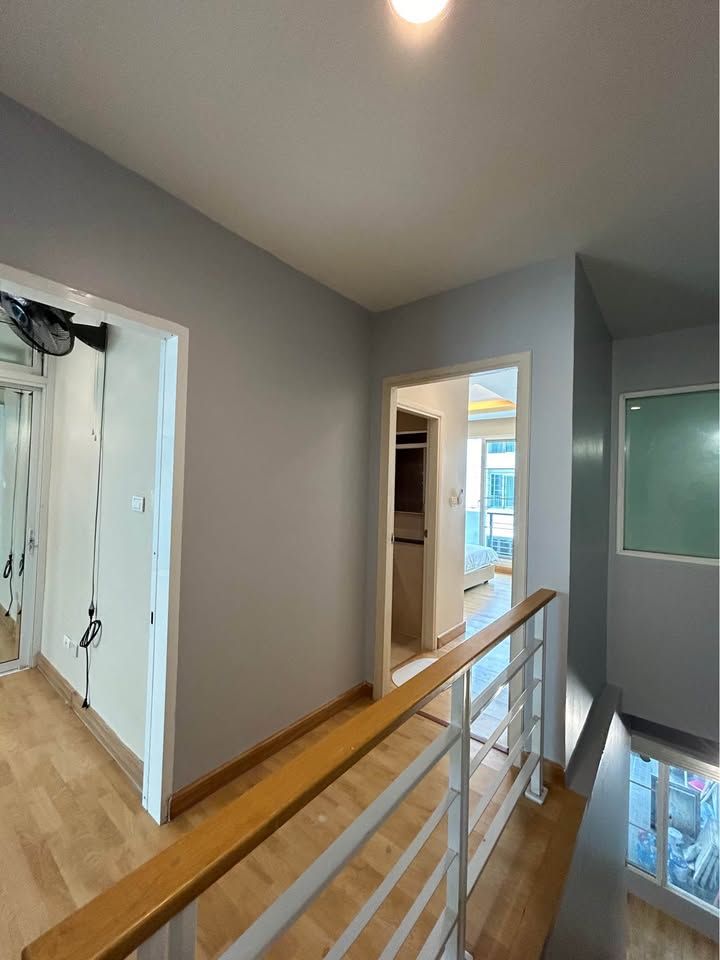 3 卧室 联排别墅 出租 在  - Image 16