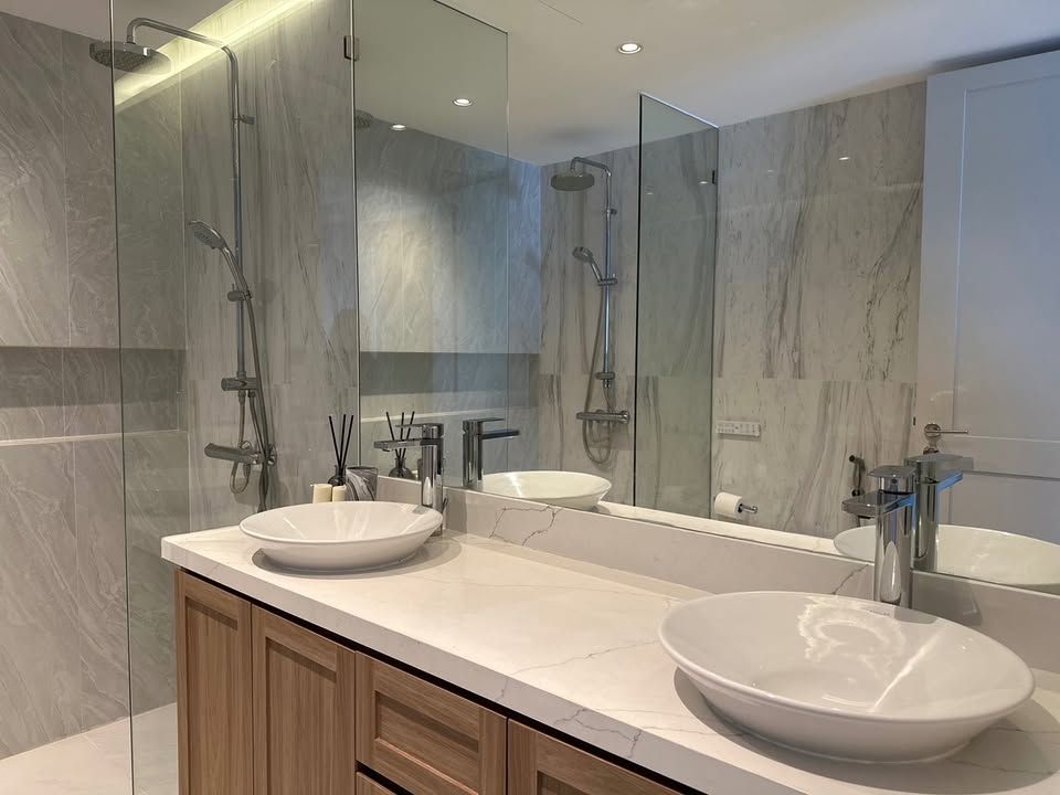 3 卧室 公寓 出租 在  - Image 11