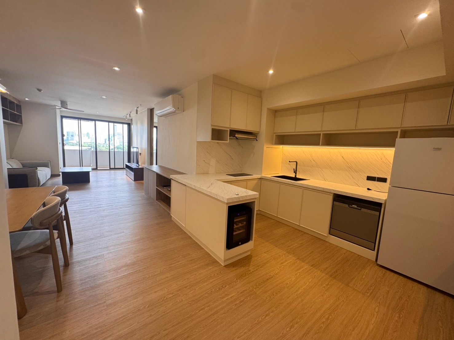 uploads/3efcf3ff-14c0-49cd-a97d-c18a86e0c28f/f68a0659-27be-46bf-8a97-c2a3bae6f1d8