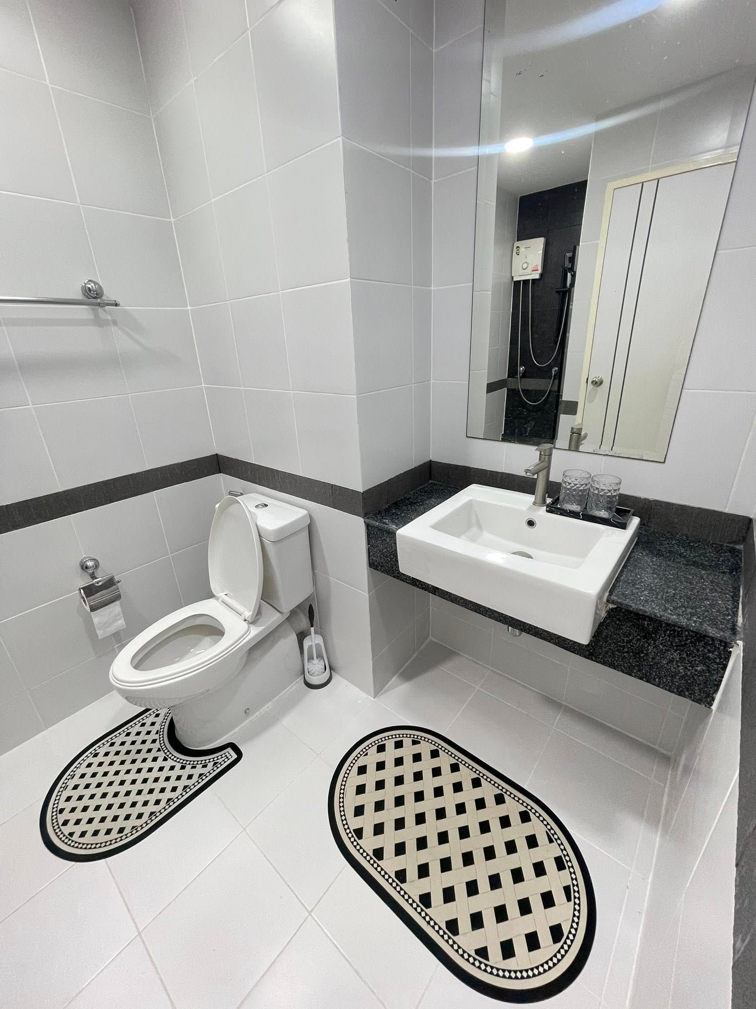 A Space Hideaway Asoke - Ratchada - Image 9