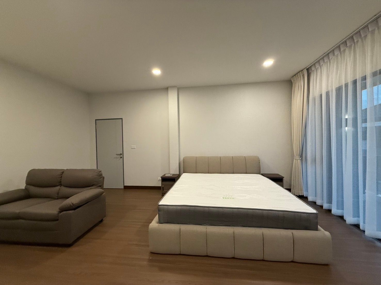 uploads/3efcf3ff-14c0-49cd-a97d-c18a86e0c28f/f7accc12-ac84-485e-be55-bd574a6d9042