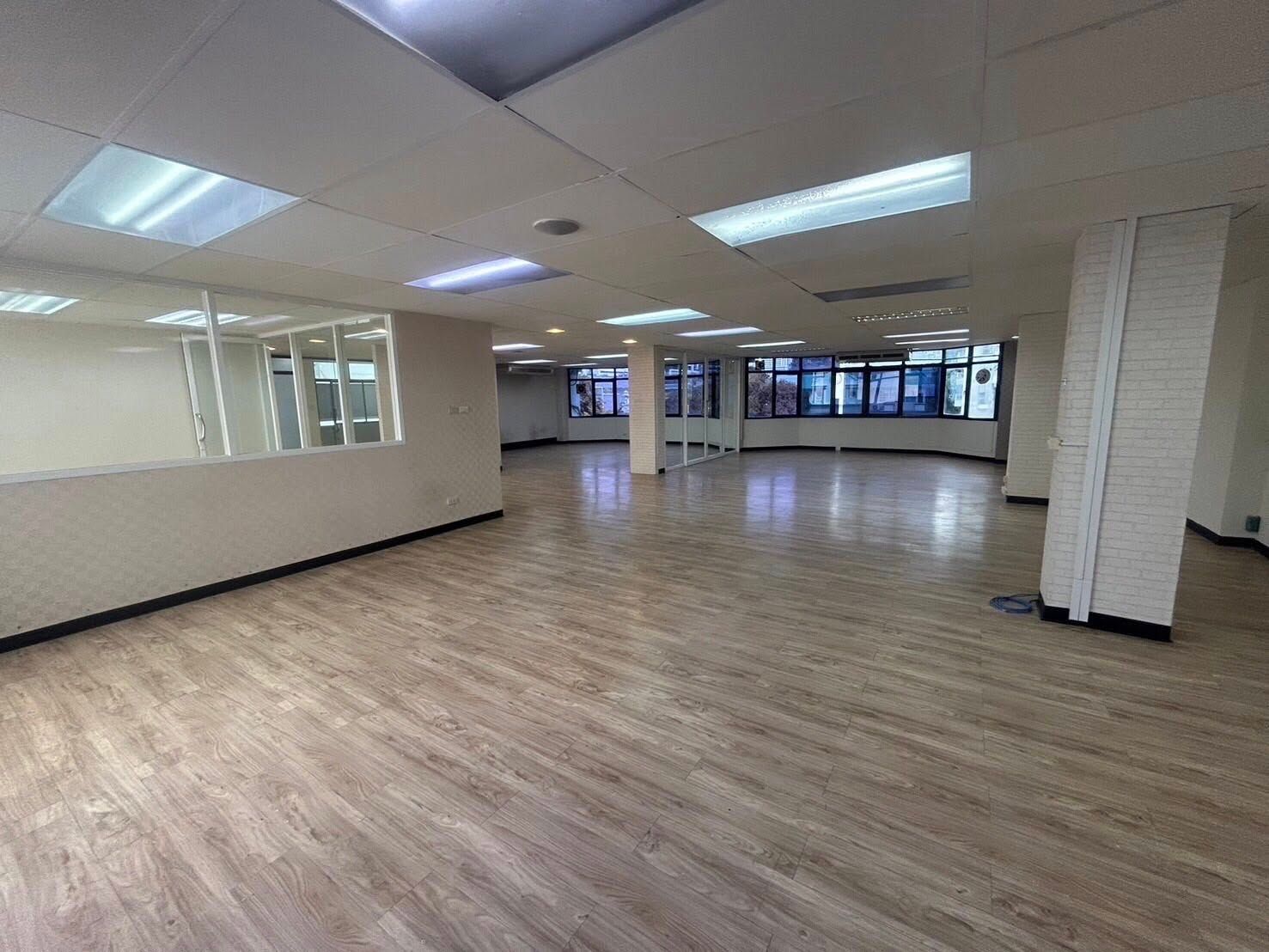  建筑物 出租 在  - Image 10