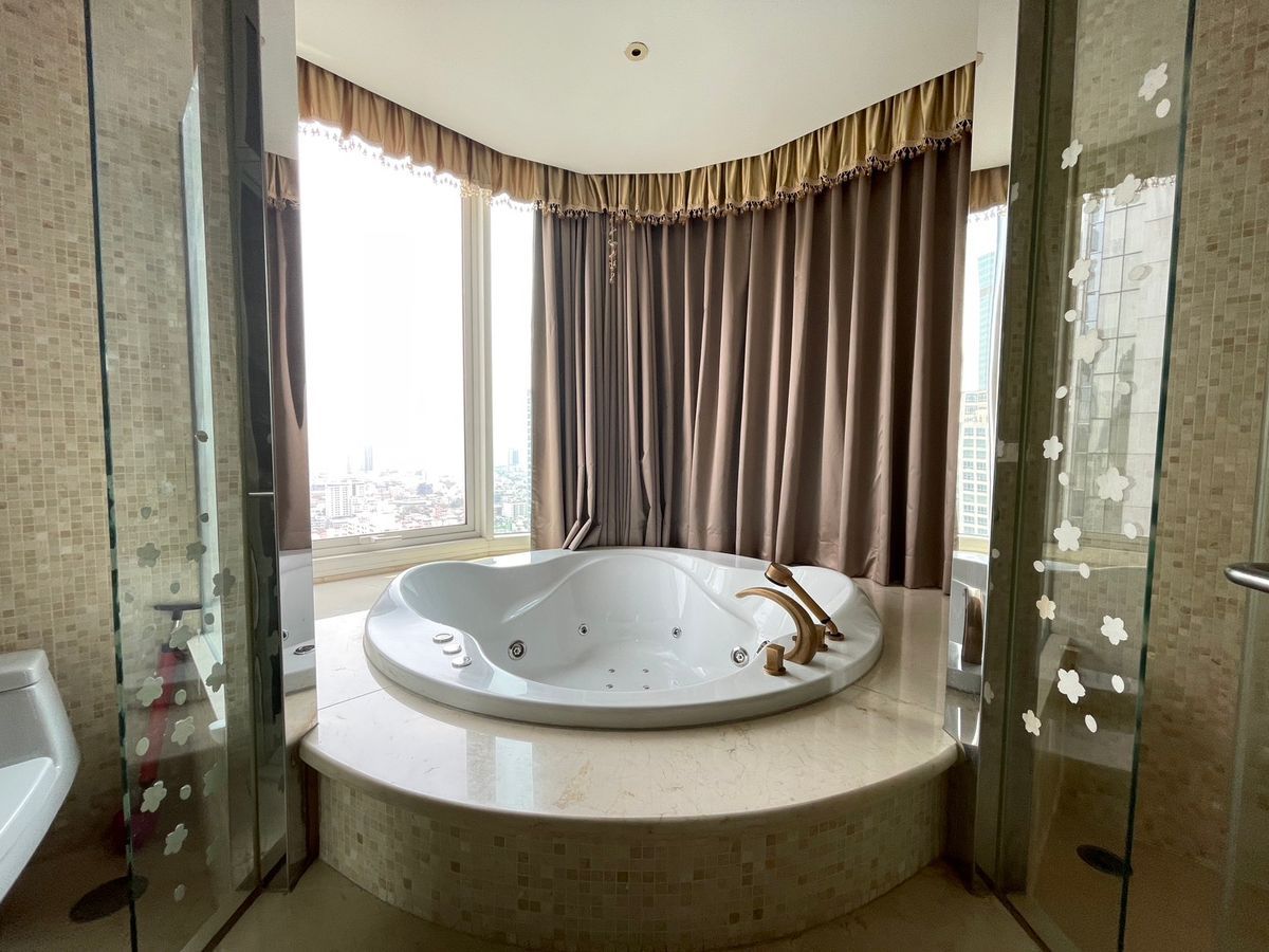 3 卧室 公寓 出租 在  - Image 13