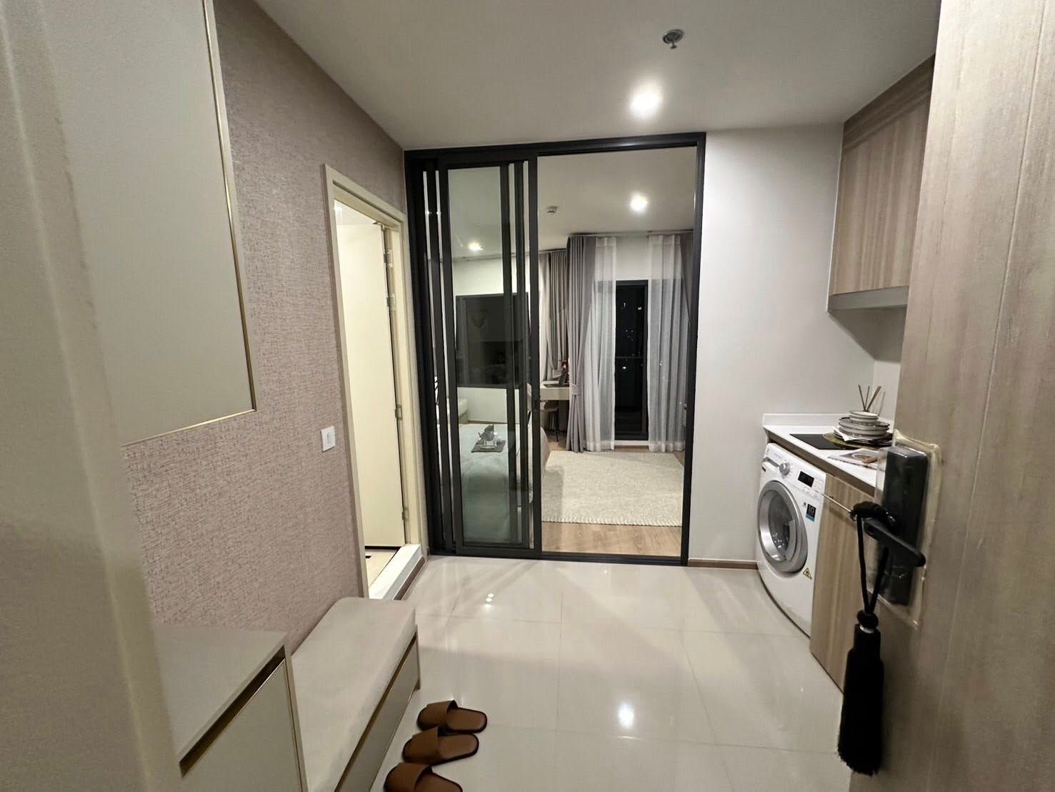 Life Rama 4 - Asoke - Image 8