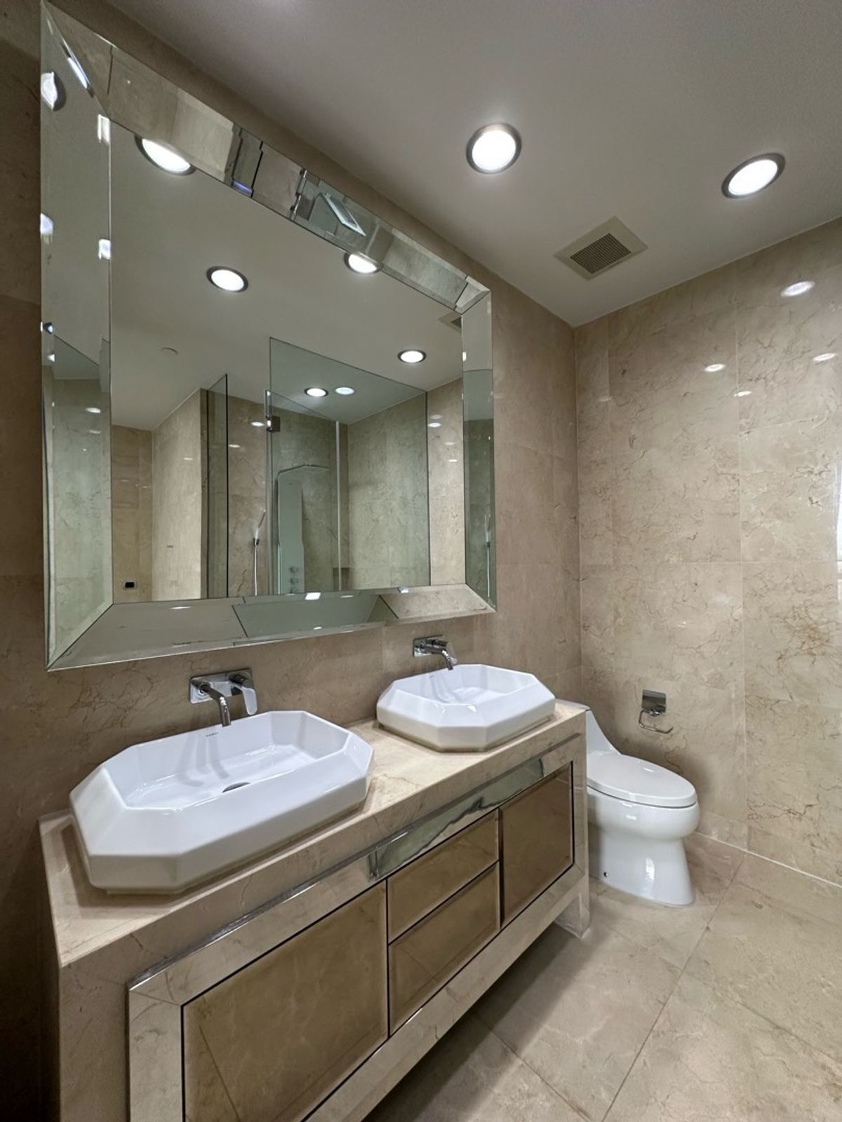 uploads/3efcf3ff-14c0-49cd-a97d-c18a86e0c28f/fd5cddfe-4992-40d2-95a7-1c75652be913