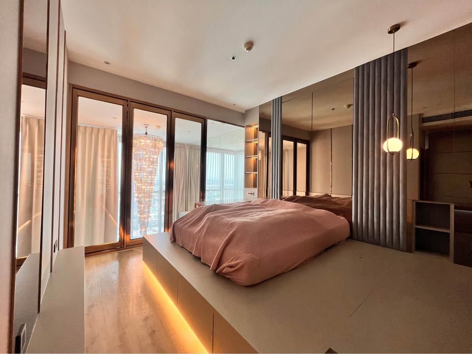 The Emporio Place - Image 14