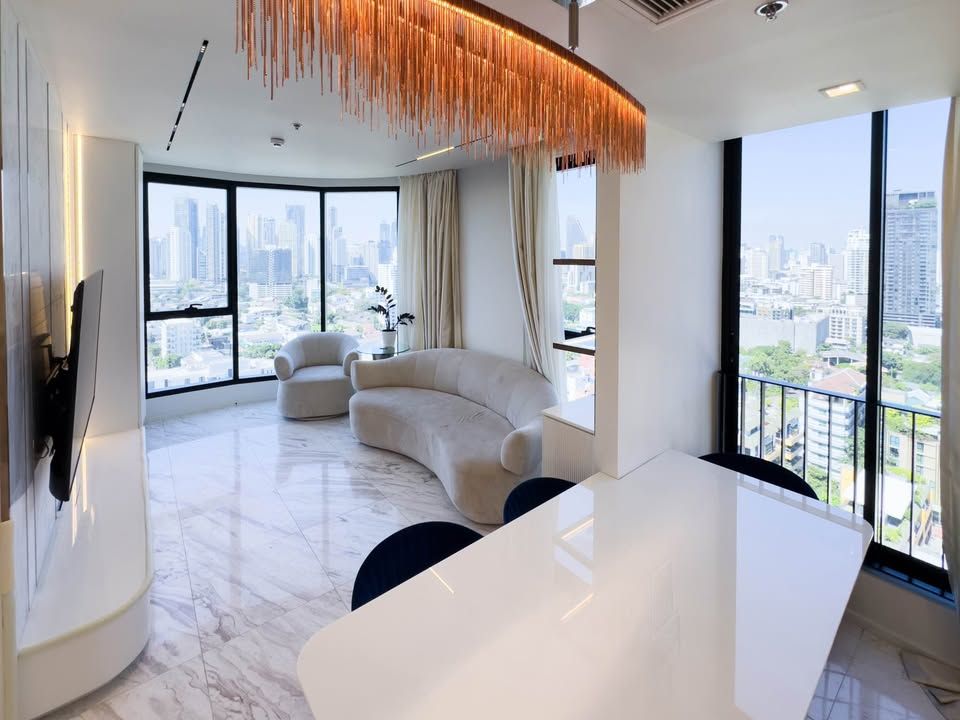 Ideo Q Sukhumvit 36 - Image 2