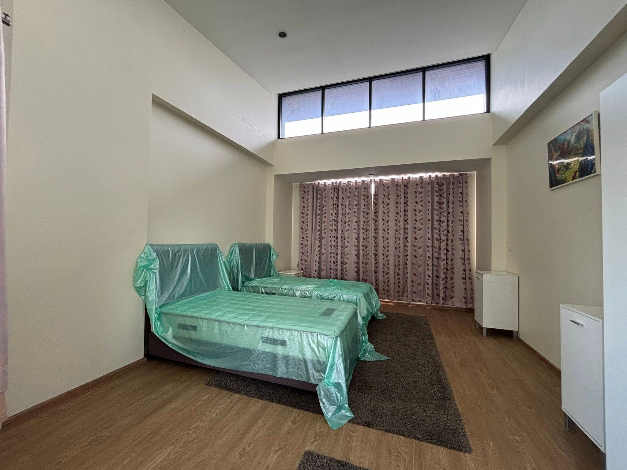 4 卧室 独立房屋 出售 在  - Image 10