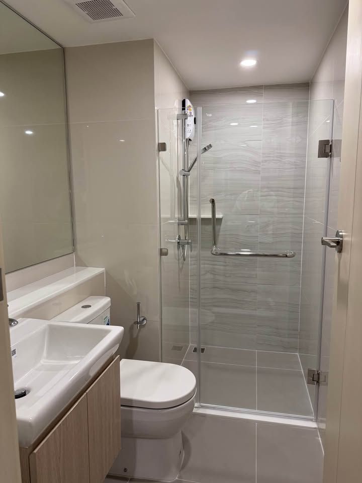 Life Rama 4 - Asoke - Image 8