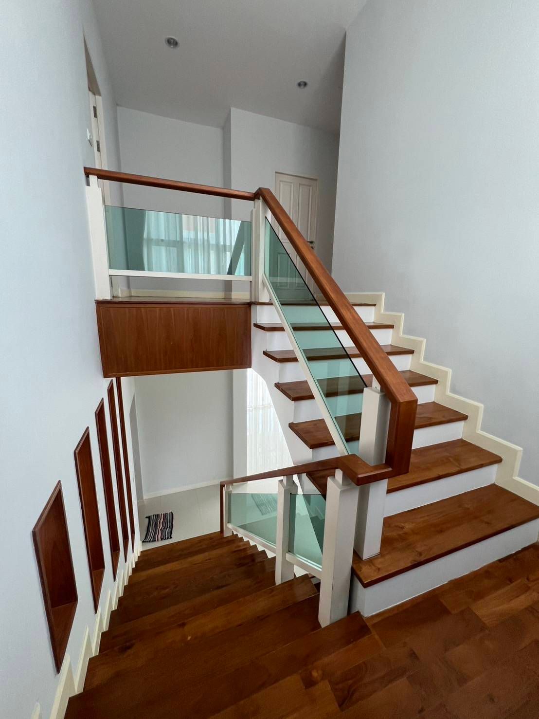 uploads/6fcc1896-9402-4de0-8b07-edfd277d3373/11139b7c-baee-46c8-b0a3-8cc604baaa9a