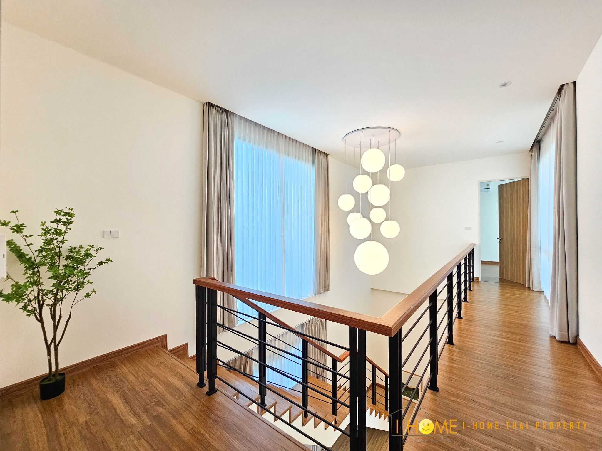 uploads/6fcc1896-9402-4de0-8b07-edfd277d3373/2816078f-df34-45cf-8a66-7a48528e79cf