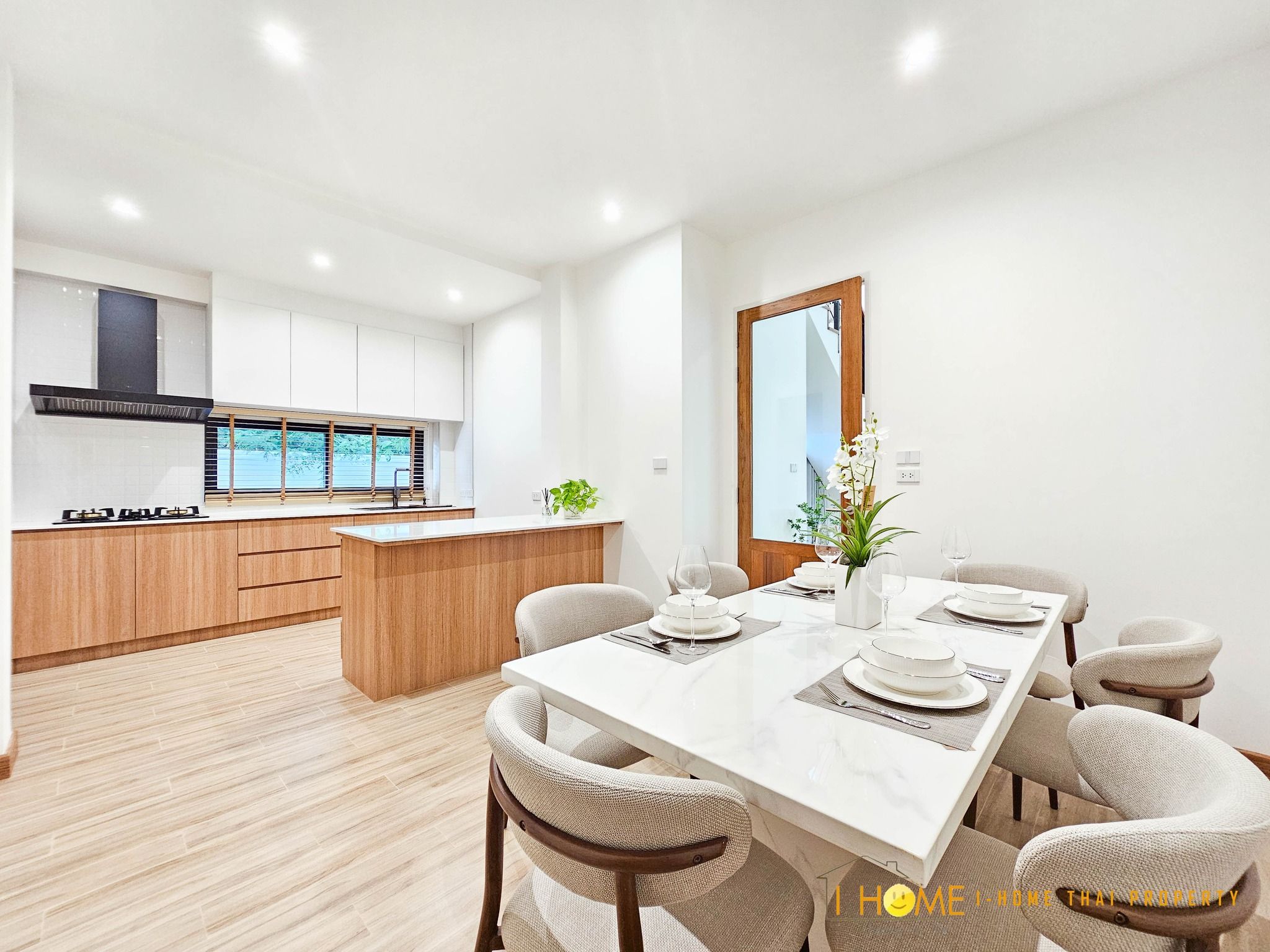 uploads/6fcc1896-9402-4de0-8b07-edfd277d3373/325831c0-e764-481d-966c-4504952c02ad