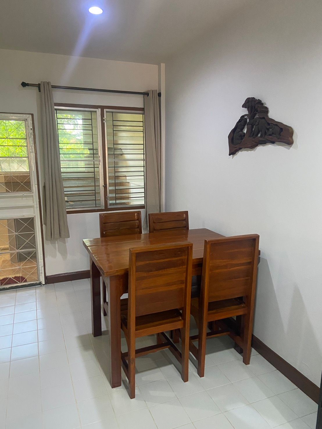 uploads/6fcc1896-9402-4de0-8b07-edfd277d3373/51ff71ca-2fa8-4ea9-acdd-4570a486be26