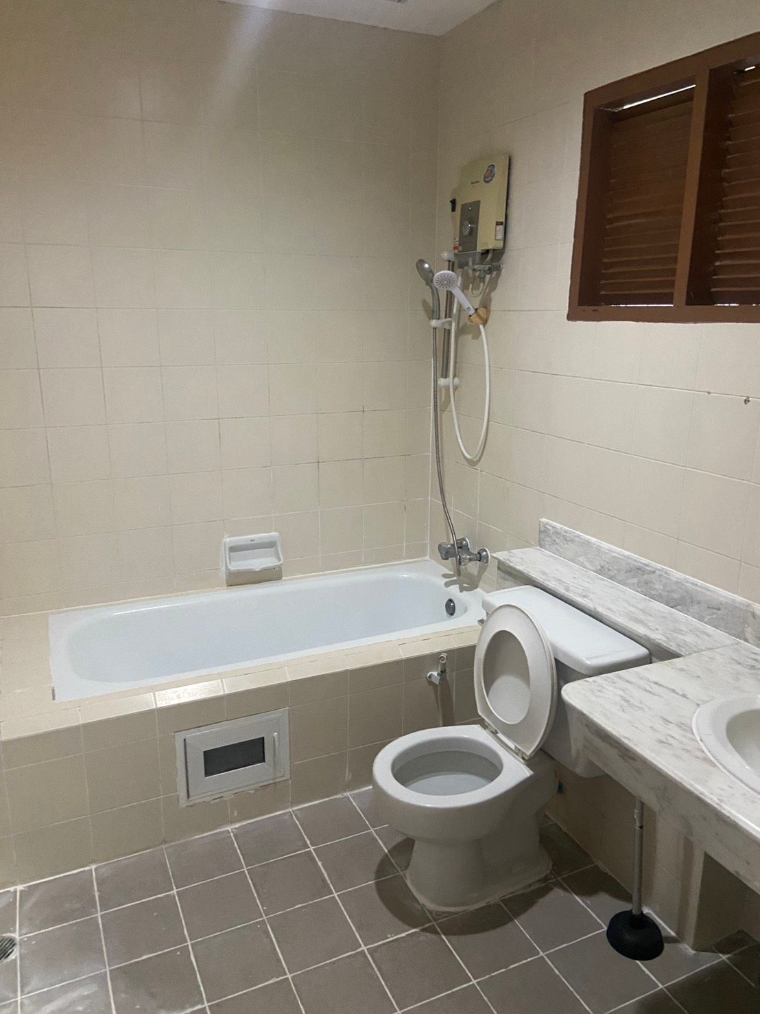 uploads/6fcc1896-9402-4de0-8b07-edfd277d3373/59798862-f389-4dab-9b47-e69d4463e85e