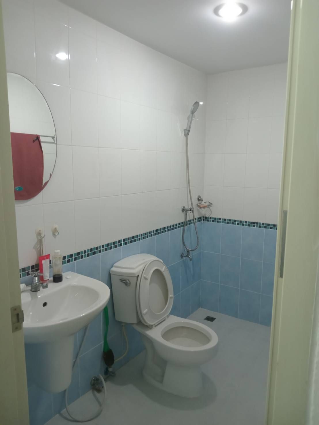 uploads/6fcc1896-9402-4de0-8b07-edfd277d3373/70a35ad2-a742-4a2e-adf3-06982da5ad6a