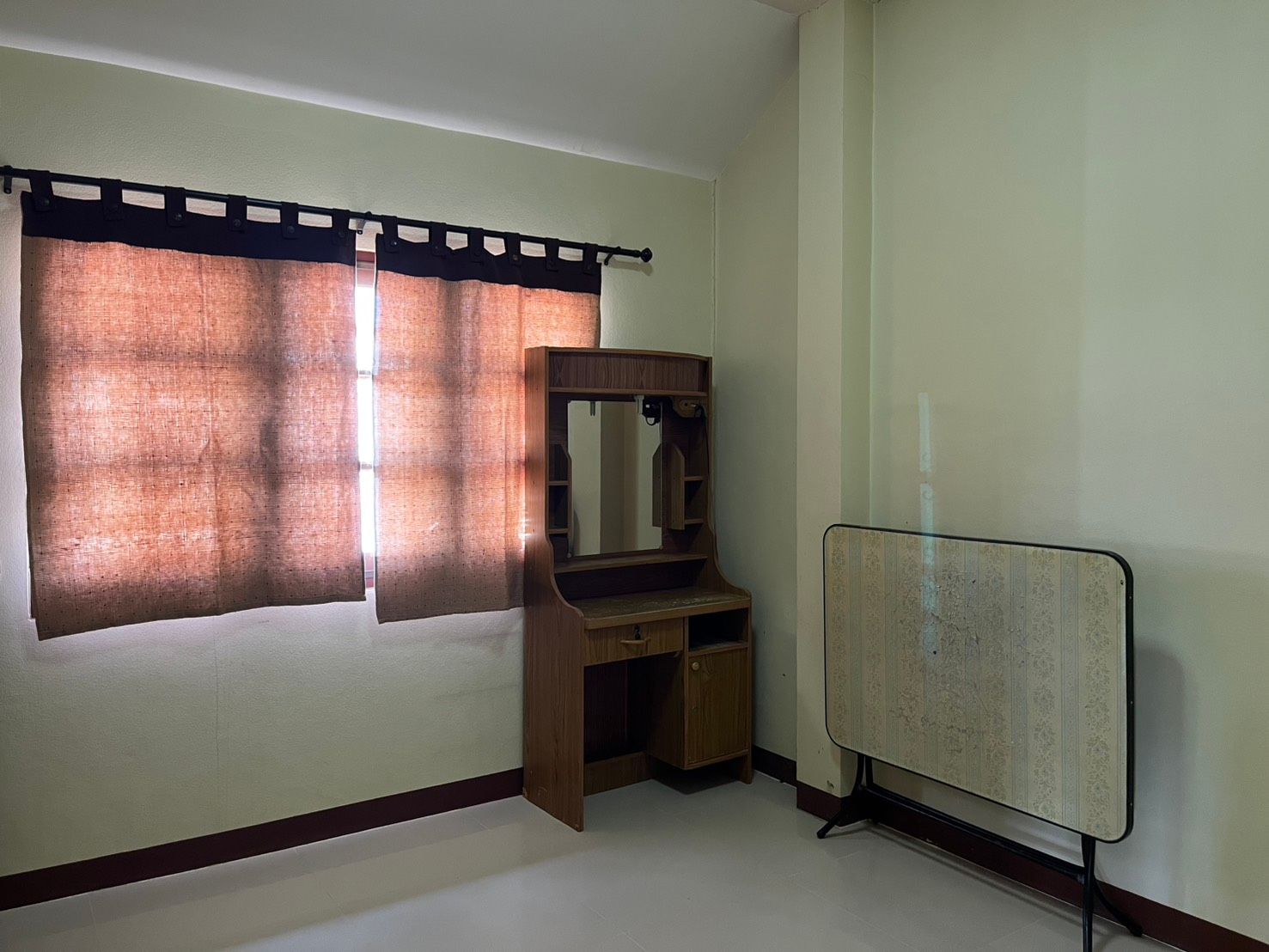 3 卧室 独立房屋 出租 在  - Image 10