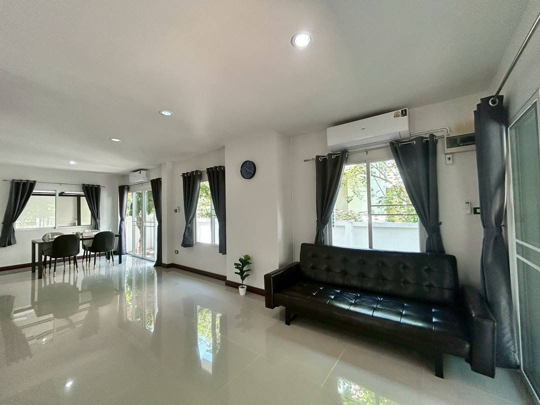 uploads/6fcc1896-9402-4de0-8b07-edfd277d3373/c1094a31-a753-44f2-85cd-eb4ff1841910