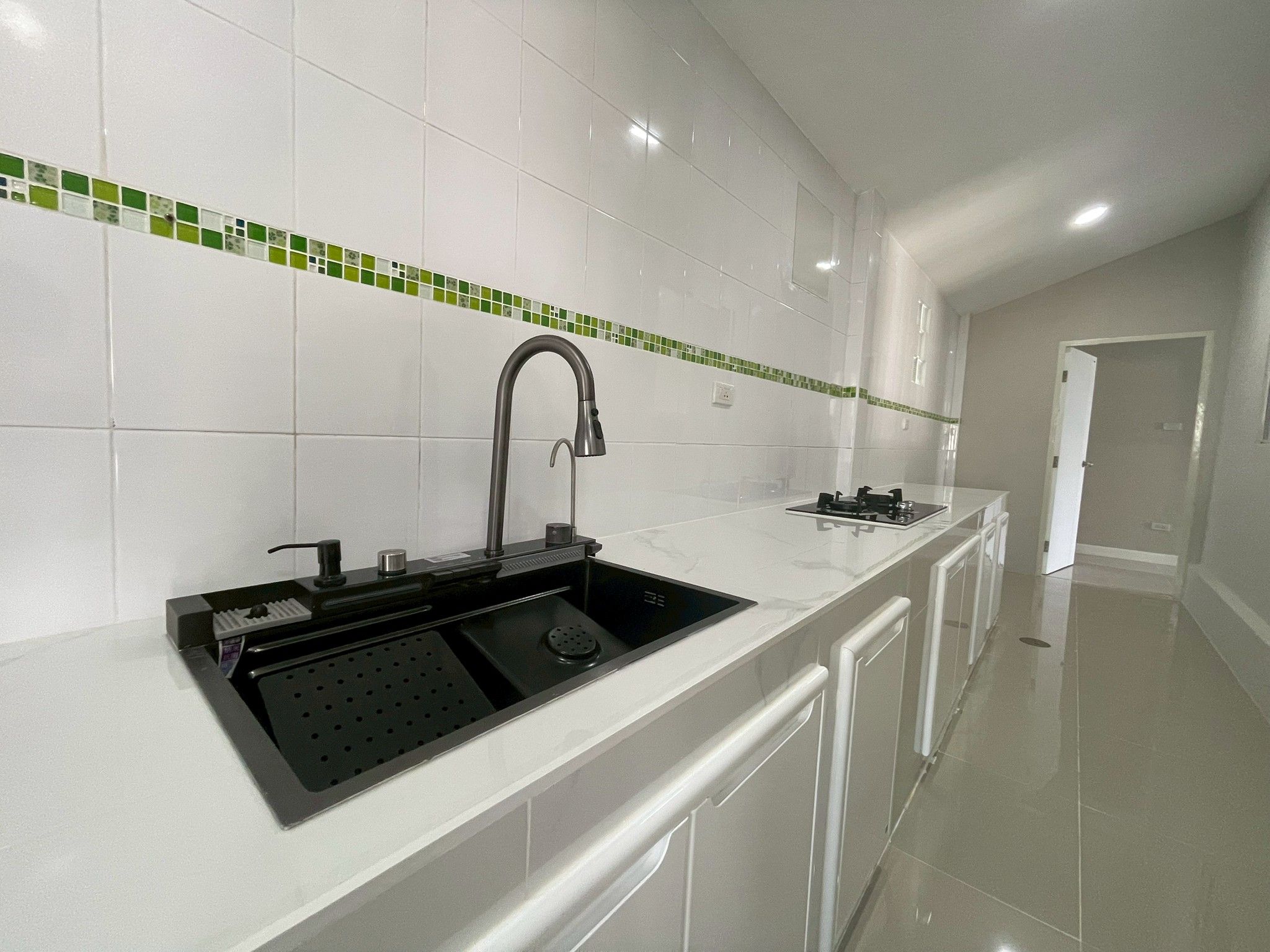 uploads/6fcc1896-9402-4de0-8b07-edfd277d3373/c65302aa-177e-49f2-8e16-b1ad2df86e36