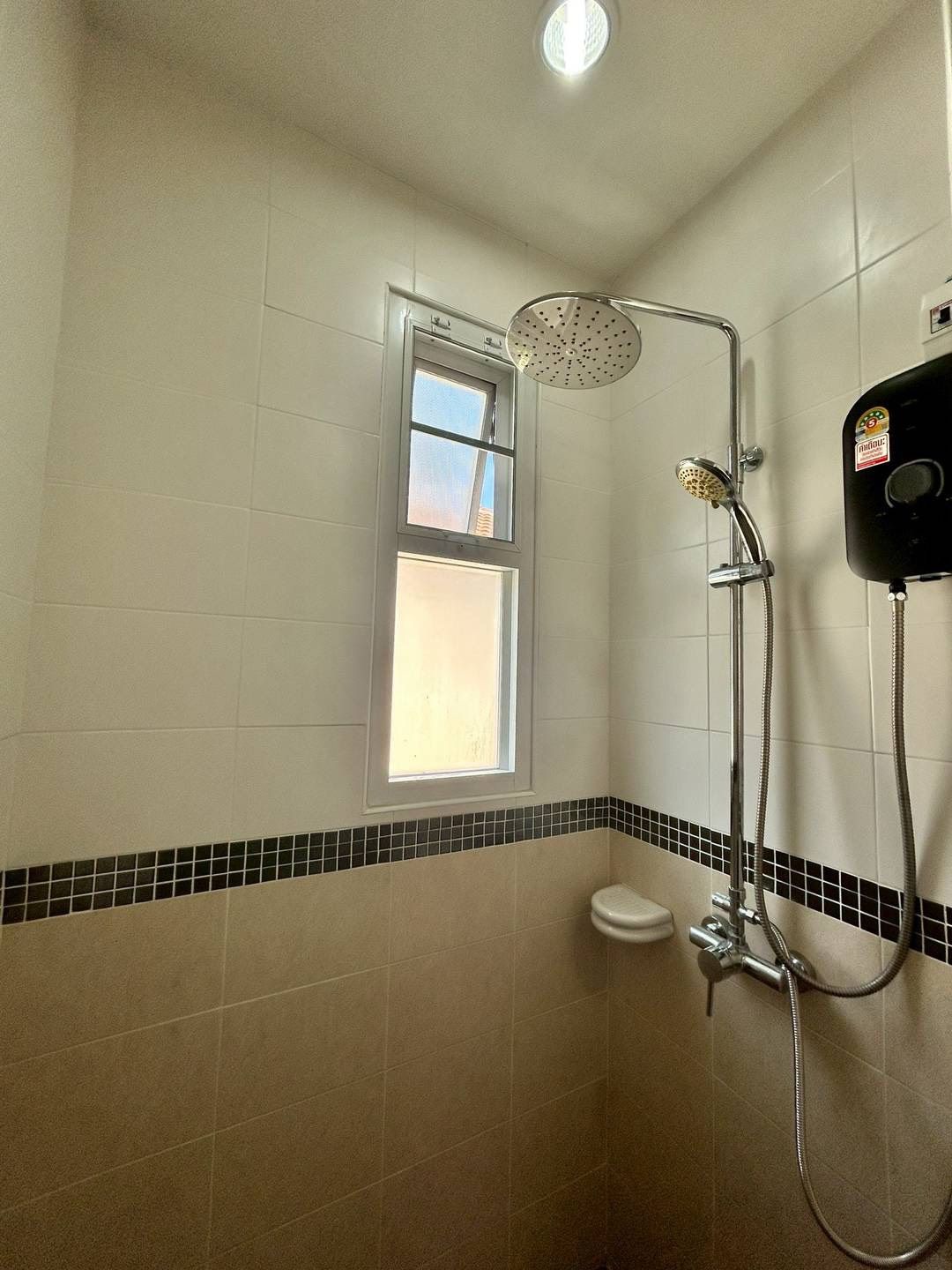 uploads/6fcc1896-9402-4de0-8b07-edfd277d3373/ca5e6a1c-4ae5-49bc-b7da-950ffd516c2b