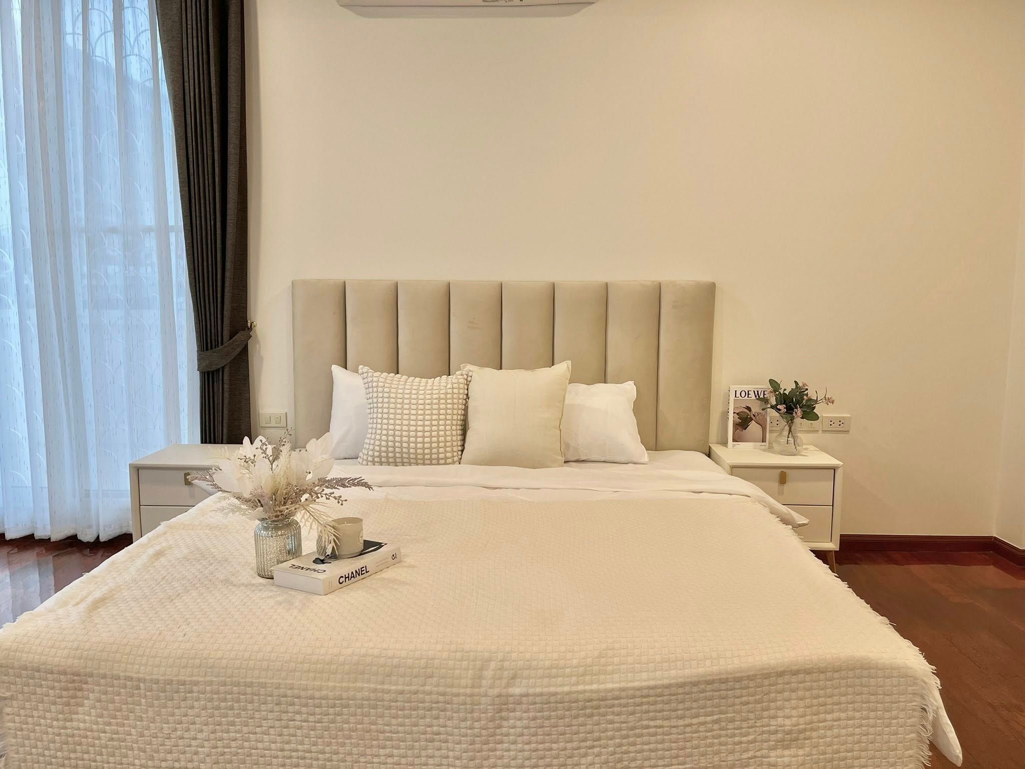 5 卧室 独立房屋 出租 在  - Image 11