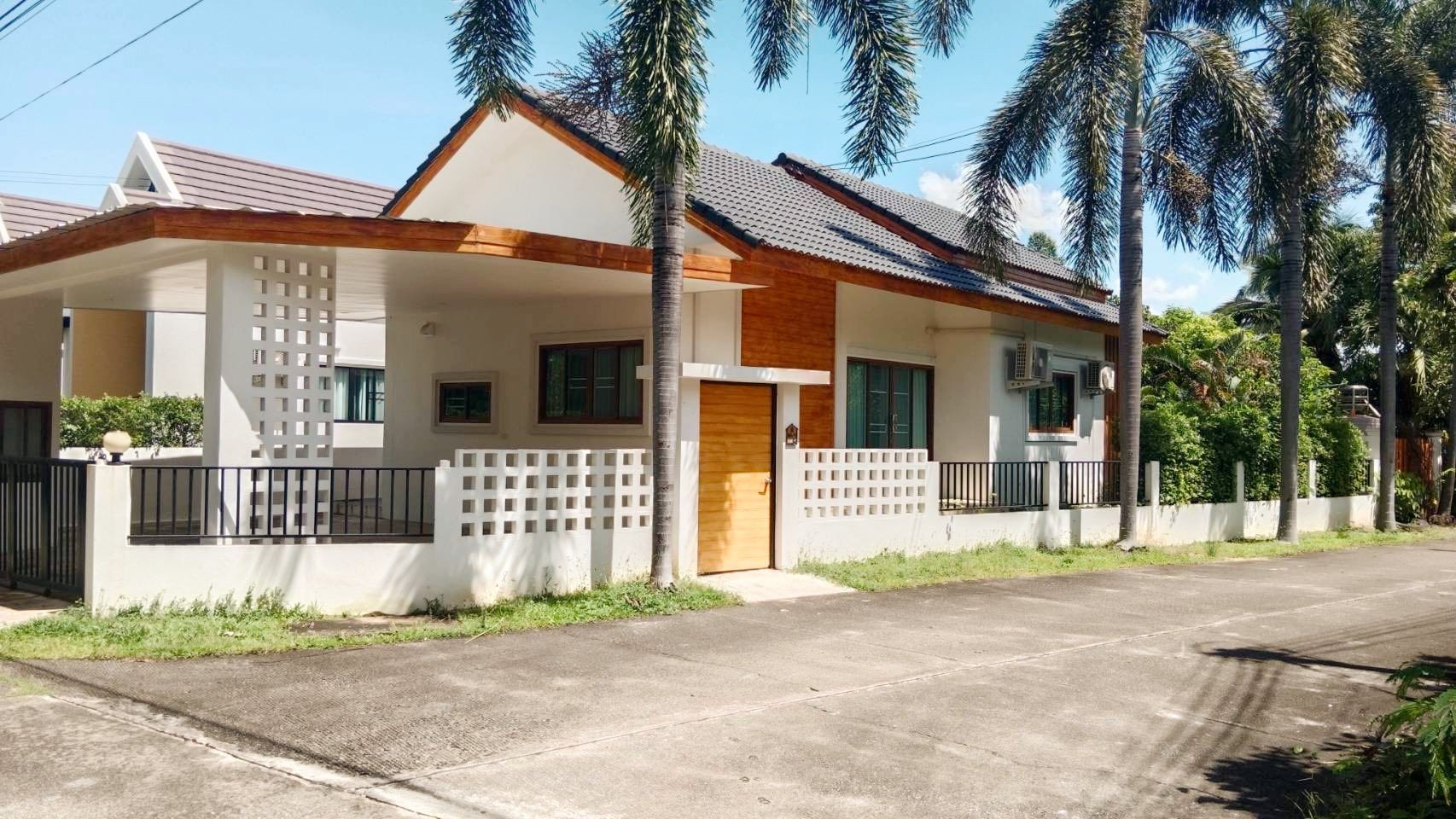 3 卧室 独立房屋 出租 在  - Image 1