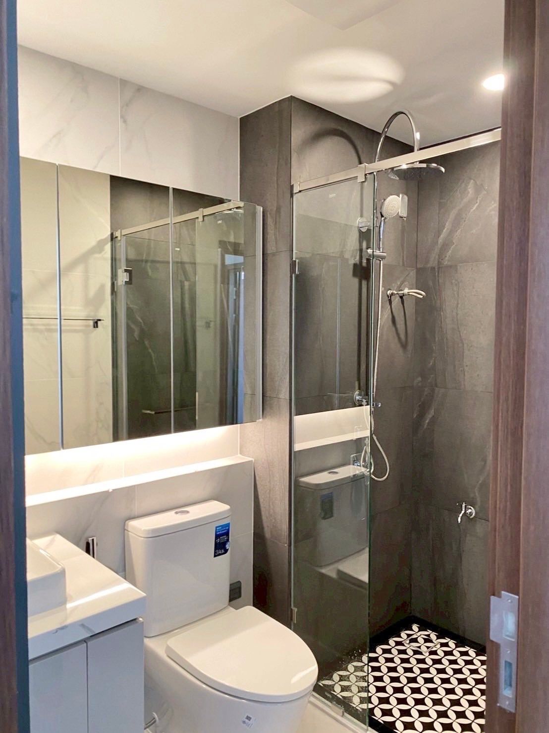 uploads/efe1bc97-da39-4732-9026-bc1cbf882b7a/06979f39-affd-47bf-9a67-9f6d2024154e