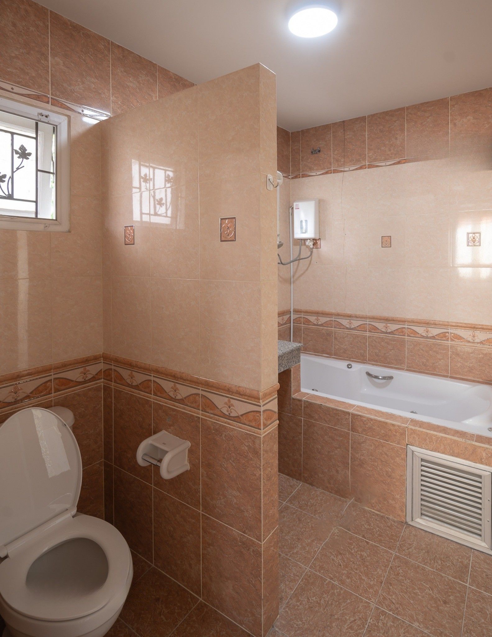 uploads/efe1bc97-da39-4732-9026-bc1cbf882b7a/078a6020-9ae0-44b3-af70-12bedb0ddf79