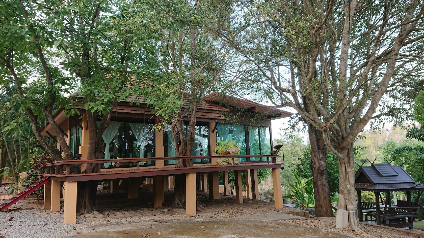 uploads/efe1bc97-da39-4732-9026-bc1cbf882b7a/08191e4c-106d-46ed-b947-86f49167e934