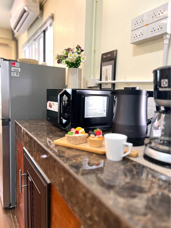 5 Bedroom House For Rent in Pa Daet, Mueang Chiang Mai, Chiang Mai - Image 6